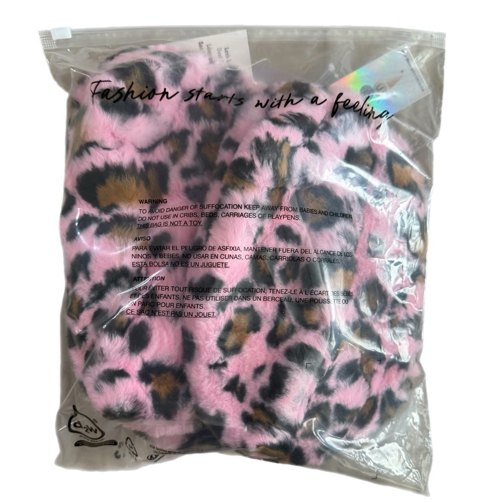 PINK CHEETAH PRINT Cosmetic Faux Fur Bag NWT GREAT GIFT! - Picture 13 of 17